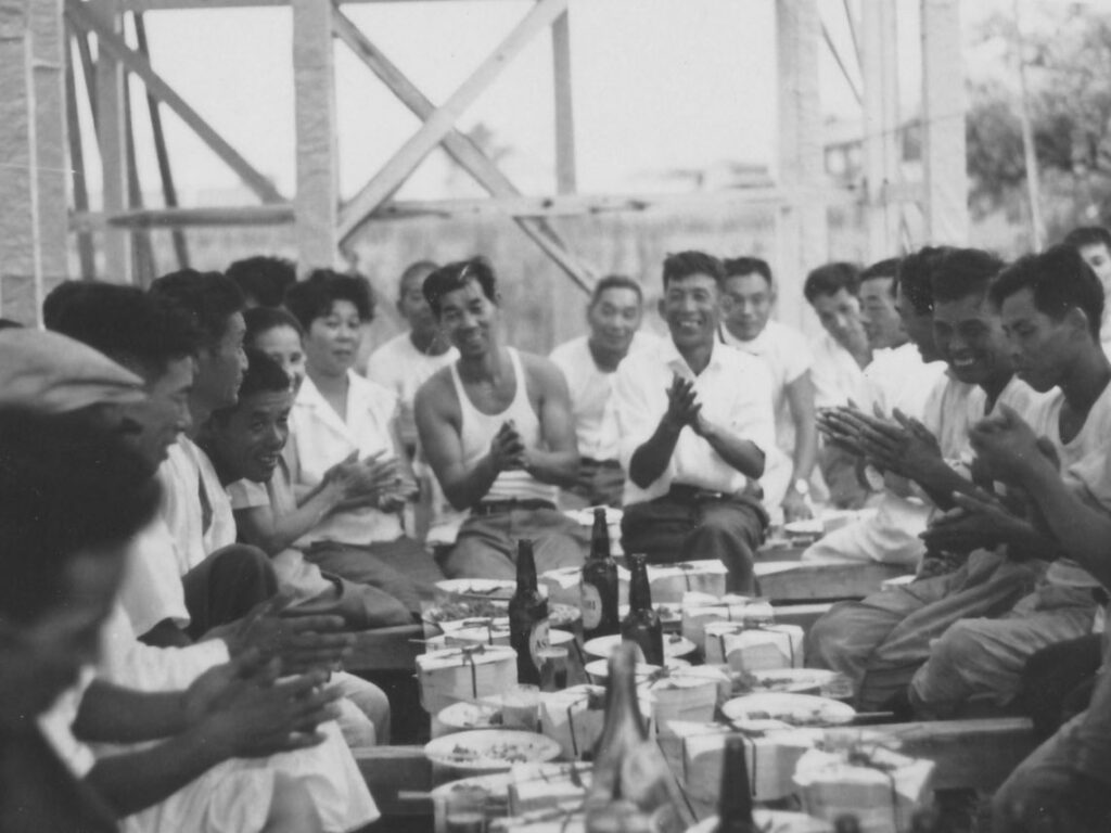 木造住宅 在来構法 1963年の棟上げの様子
