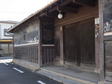 151016北河内尊延寺の長屋門　二項道路