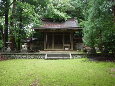 200713飛鳥川上坐宇須多伎比賣命神社　拝殿